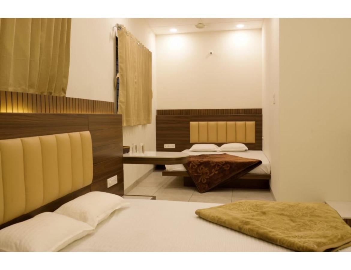 Hotel Govindam, Ujjain Exterior photo